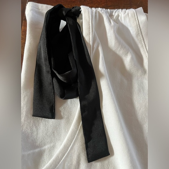 White House Black Market Relaxed White Tank Top - Picture 4 of 4